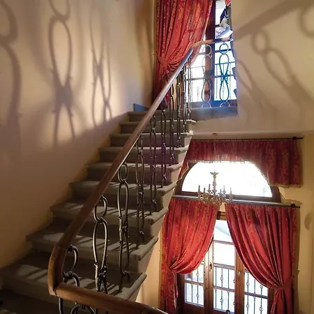 Borri Apartment